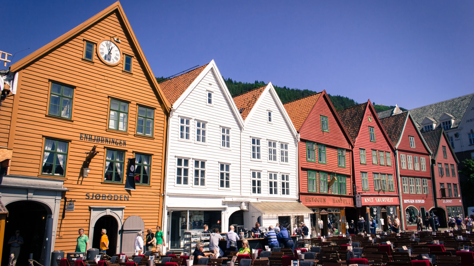 Možnosti pronájmu aut poblíž Hansakvarteret Bryggen Bergen Norsko